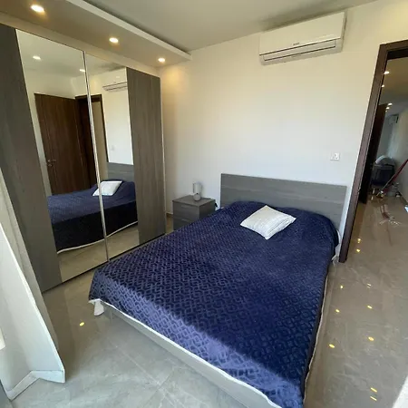 Apartment Openview